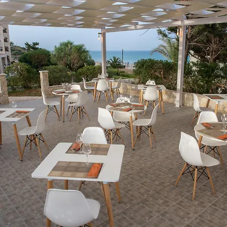 Hotel Club Eloro 4*