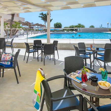 Club Eloro Hotel 4*