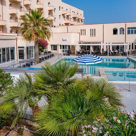 Hotel Club Eloro 4*